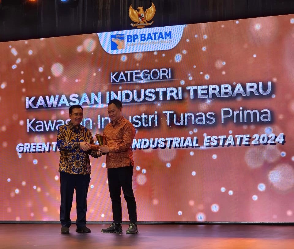 Tunas Prima荣获 Anugerah Investasi BP Batam 2024 新工业区类别奖项